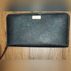 Kate Spade Large Leather Black Wallet in Good Gently Worn Condition